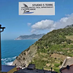 La Casetta Rossa Apartment Corniglia