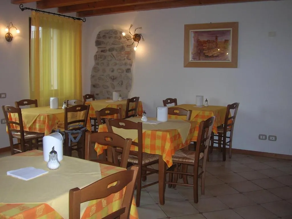 Country house Agriturismo Colombarola Sona Italy